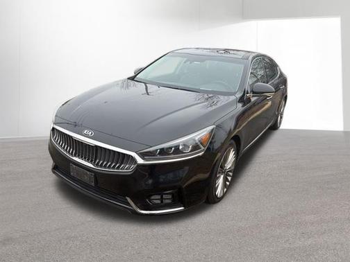 2019 Kia Cadenza SX Limited