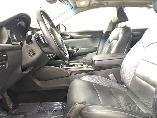 2019 Kia Cadenza SX Limited