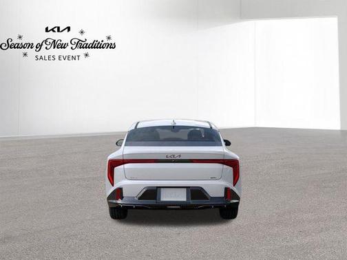 2025 Kia K4 GT-Line
