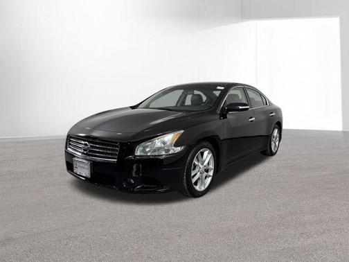 2010 Nissan Maxima SV