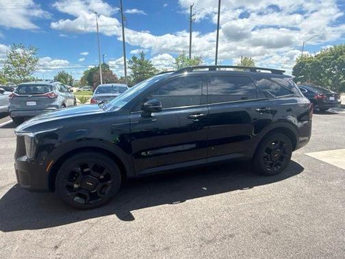 Ebony Black 2024 Kia Sorento X-Line EX