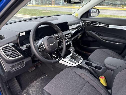 Neptune Blue 2026 Kia Seltos S