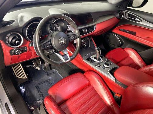 2021 Alfa Romeo Stelvio Ti Sport