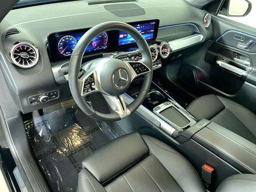 2025 Mercedes-Benz GLB 250 Base
