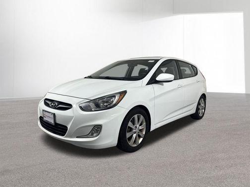 2012 Hyundai Accent SE