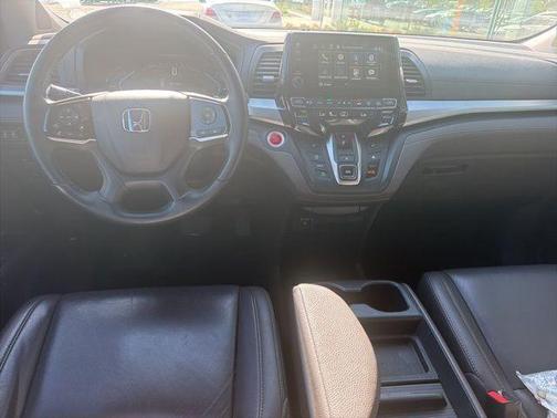 Crystal Black Pearl 2020 Honda Odyssey EX-L