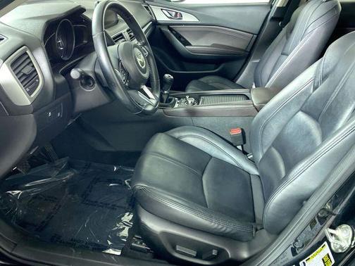 2017 Mazda Mazda3 Touring 2.5