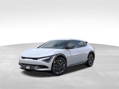 2025 Kia EV6 Light Long Range
