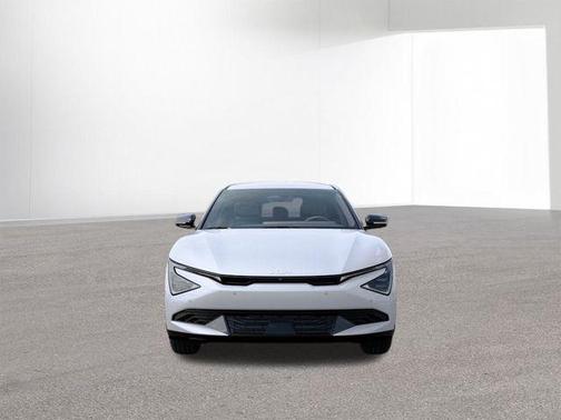 2025 Kia EV6 Light Long Range