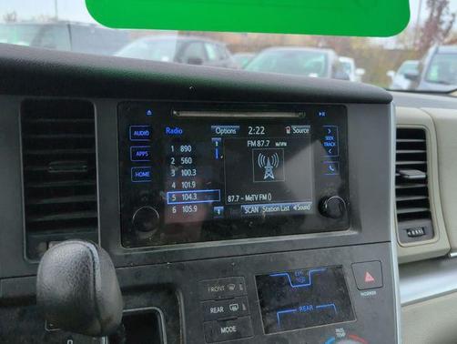 2015 Toyota Sienna LE