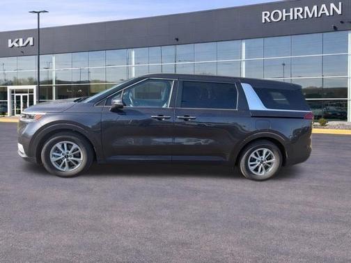 Metal 2024 Kia Carnival LX