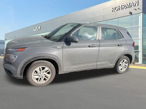 2021 Hyundai VENUE SE
