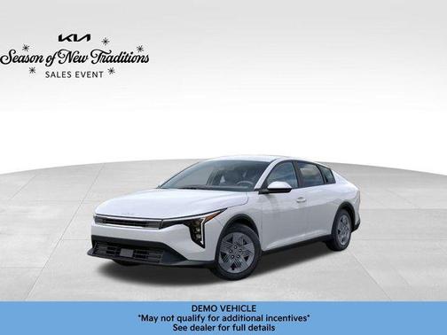 2025 Kia K4 LX