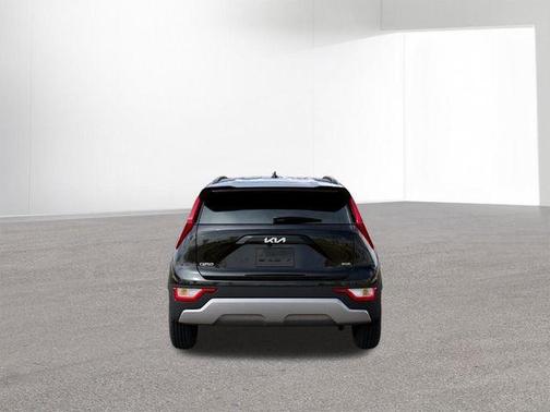 Aurora Black Pearl 2026 Kia Niro LX