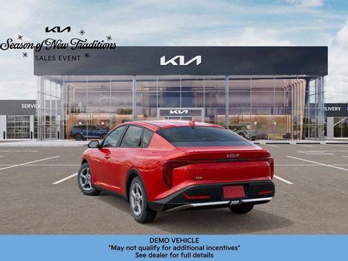2025 Kia K4 LXS