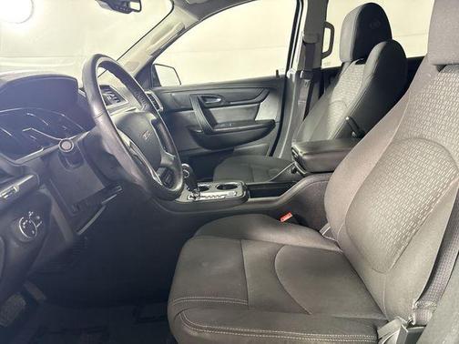 2015 GMC Acadia SLE-2