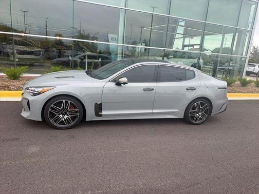 Ceramic White 2022 Kia Stinger GT2