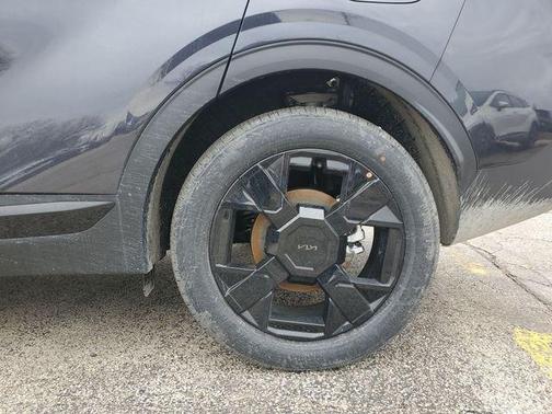 Gray Metallic 2026 Kia Sportage X-Line