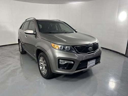Titanium Silver 2012 Kia Sorento SX