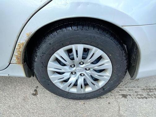 2012 Toyota Camry Hybrid XLE