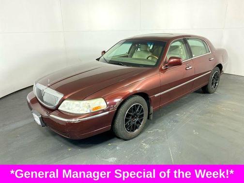 2004 Lincoln Town Car Ultimate