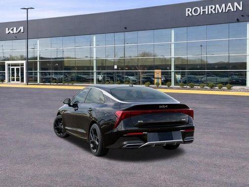 Aurora Black Pearl 2026 Kia K5 GT-Line