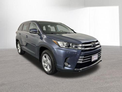 Shoreline Blue Pearl 2018 Toyota Highlander Limited