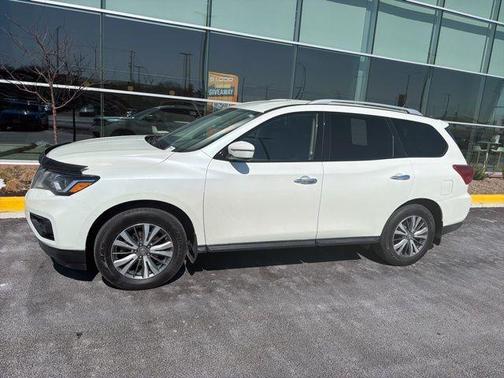 2018 Nissan Pathfinder S