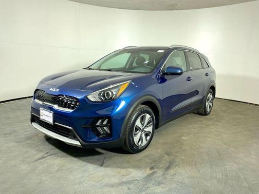 2022 Kia Niro LX