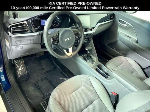 2022 Kia Niro LX