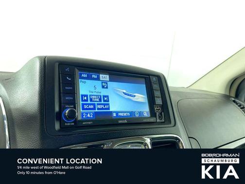 2012 Chrysler Town & Country Touring