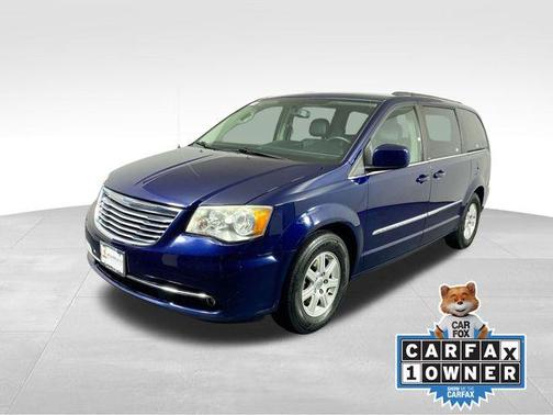 2012 Chrysler Town & Country Touring
