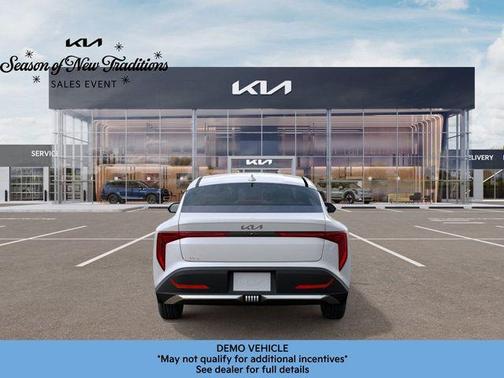 2025 Kia K4 LXS