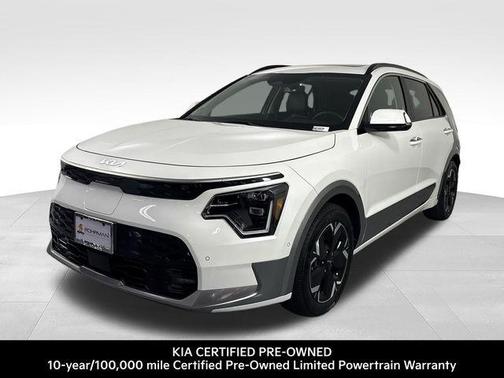 Snow White Pearl 2023 Kia Niro EV Wave
