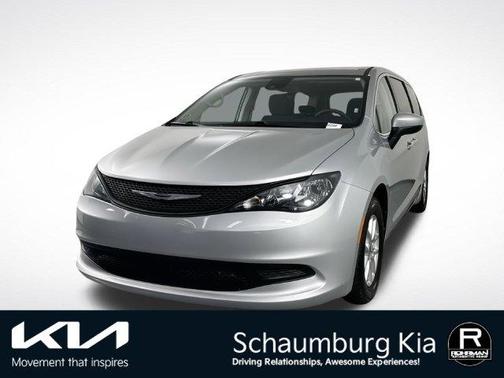 Silver Mist Clearcoat 2023 Chrysler Voyager LX