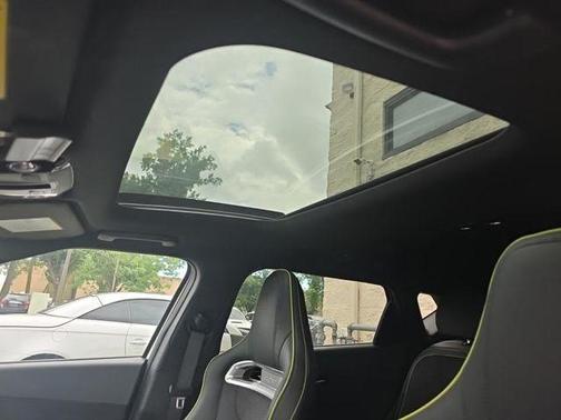 Snow White Pearl 2024 Kia EV6 GT