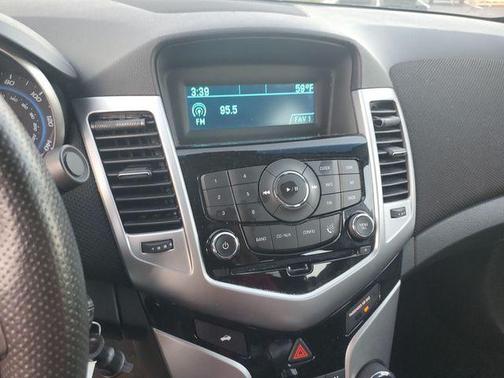 2015 Chevrolet Cruze 1LT