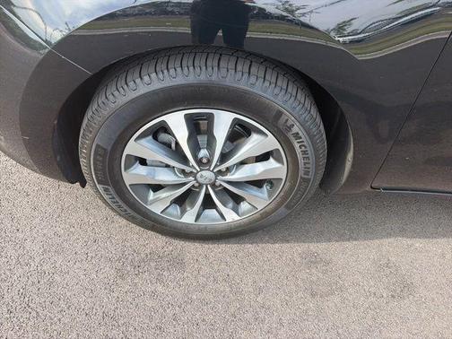 Aurora Black Pearl 2016 Kia Sedona SX