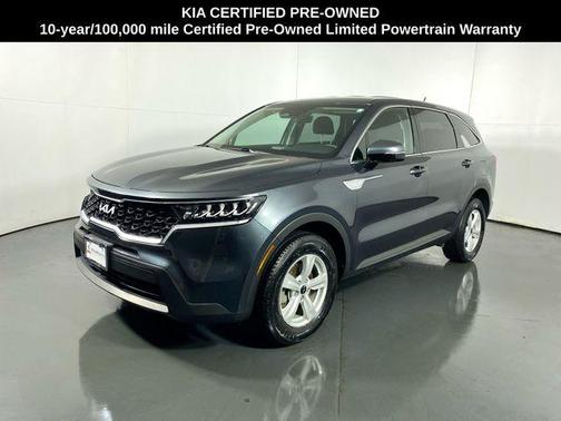 2022 Kia Sorento LX