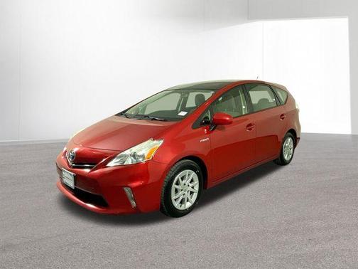 2014 Toyota Prius v Two