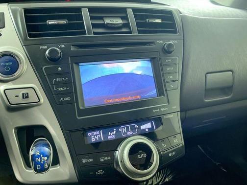 2014 Toyota Prius v Two