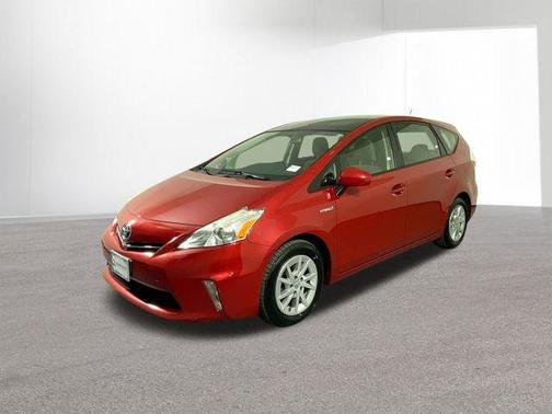 2014 Toyota Prius v Two
