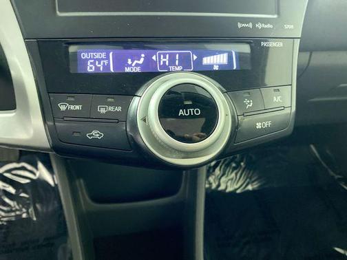 2014 Toyota Prius v Two