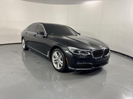 Black Sapphire Metallic 2016 BMW 750 i xDrive