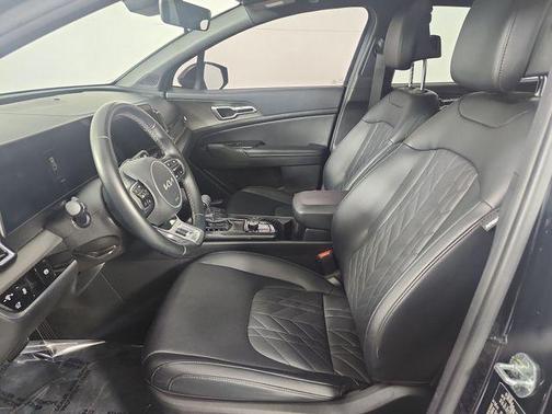 Ebony Black 2023 Kia Sportage X-Line