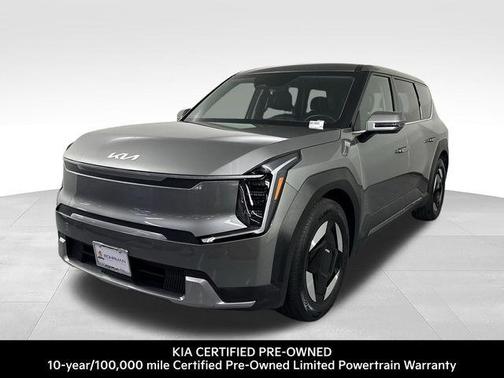 Pebble Gray 2024 Kia EV9 Light Long Range