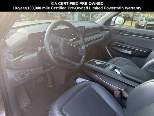 Pebble Gray 2024 Kia EV9 Light Long Range