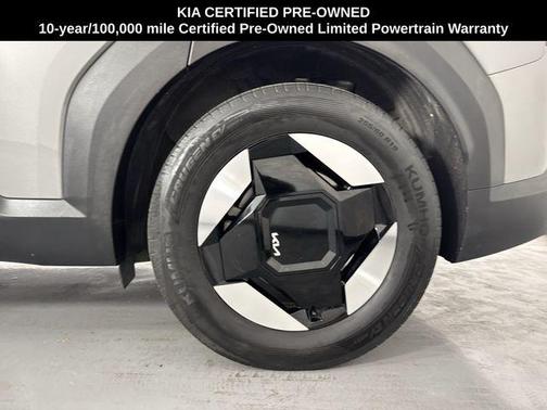 Pebble Gray 2024 Kia EV9 Light Long Range