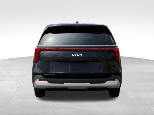 Metal 2026 Kia Carnival LX