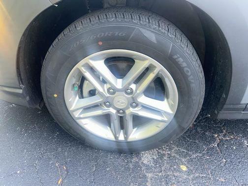 2020 Hyundai KONA SE